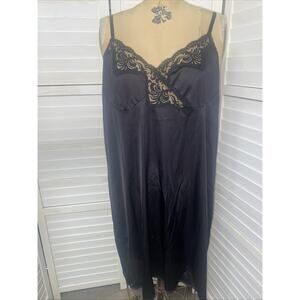 VTG Lace Trim V-Neck Nylon Adjustable Strap Full Slip Lingerie Sz XL 44Cabernet